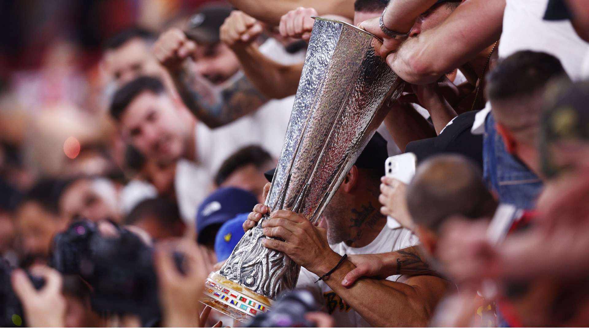 根足球日活 根足球日活